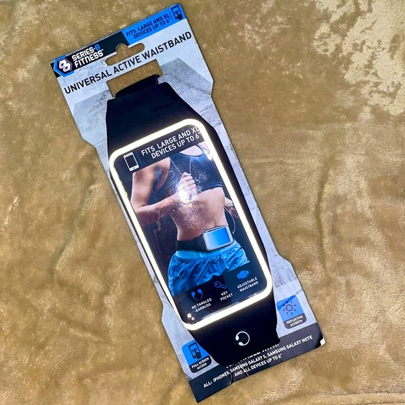 Universal Cell Phone Active Waistband - Picture 1 of 2